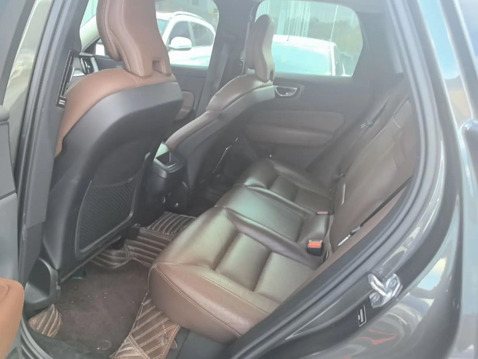 Volvo XC60 2020 T5 4x4 Zhiyi Luxury Edition — миниатюра 25