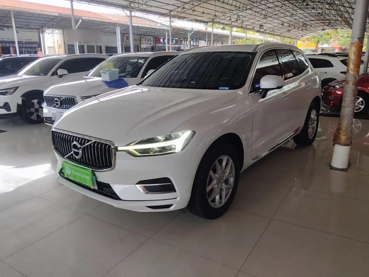 Volvo XC60 2020 T5 4x4 Zhiyi Luxury Edition — миниатюра 1