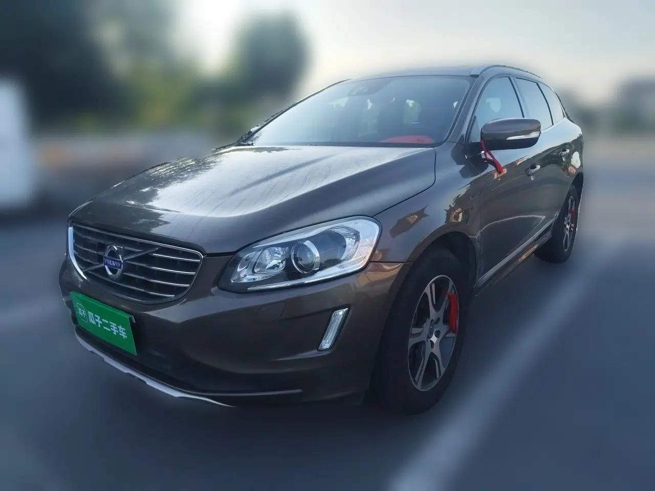 Volvo XC60 2015 T5 AWD Zhiyuan Edition — миниатюра 1