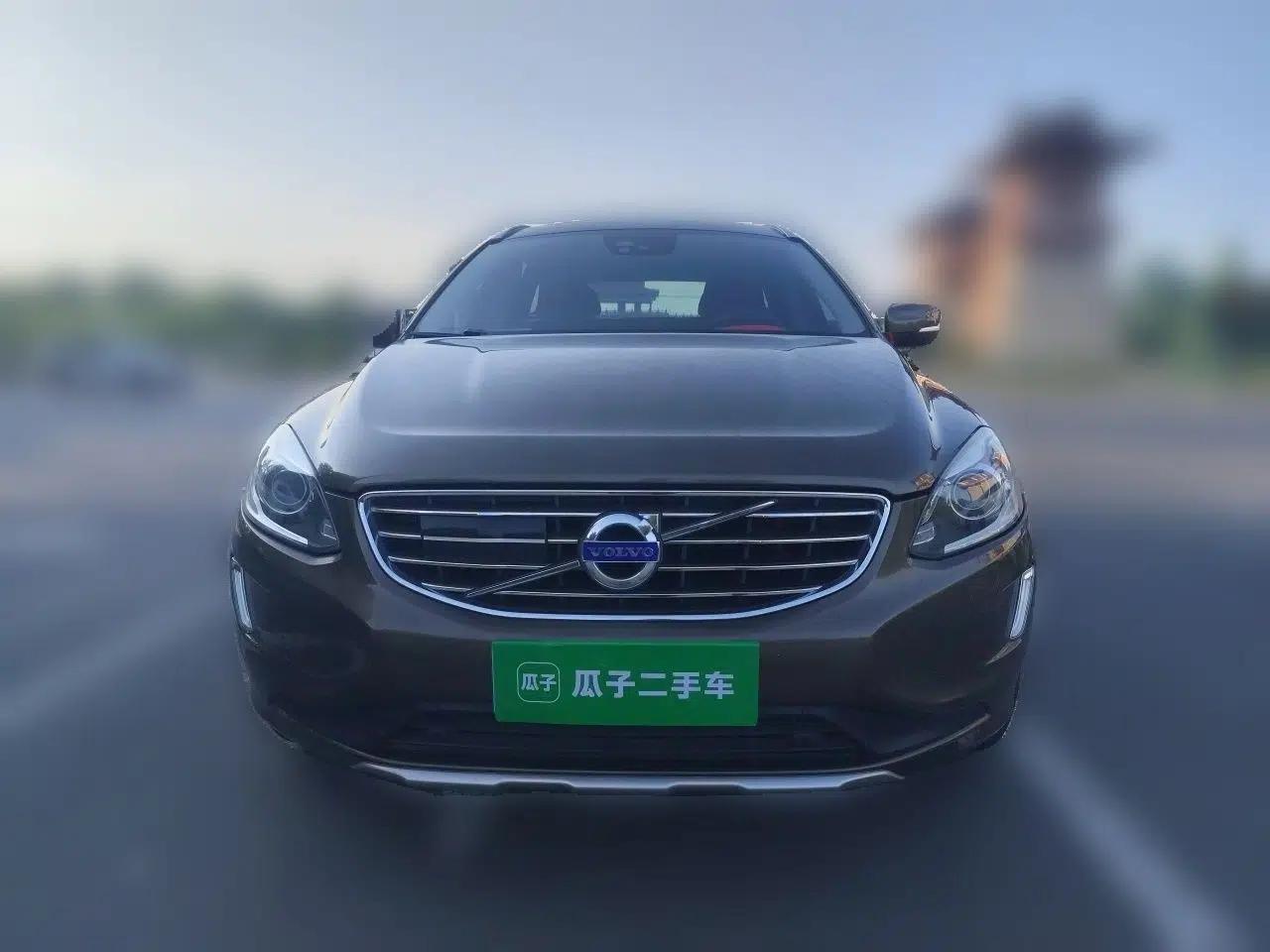 Volvo XC60 2015 T5 AWD Zhiyuan Edition — миниатюра 2