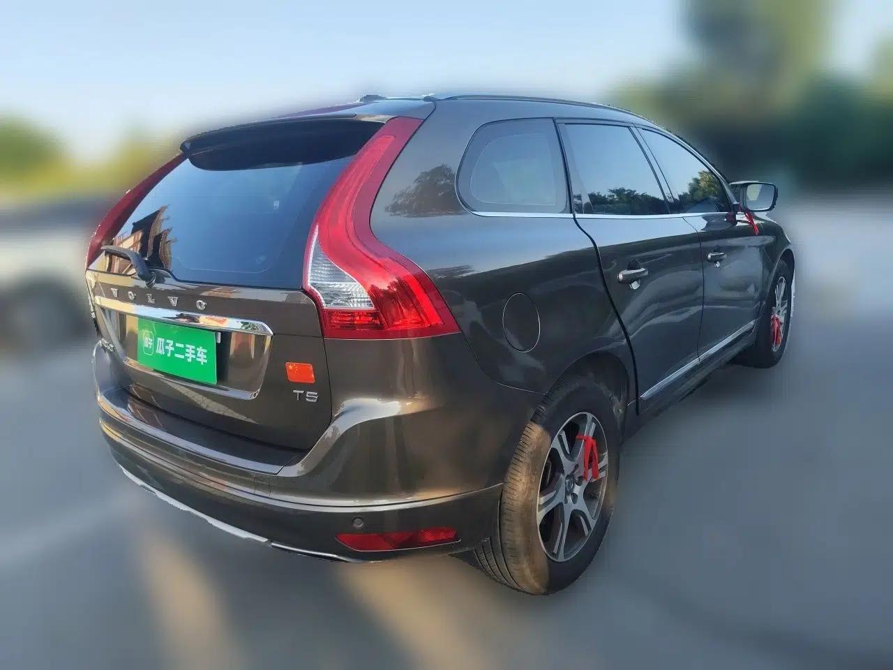 Volvo XC60 2015 T5 AWD Zhiyuan Edition — миниатюра 6