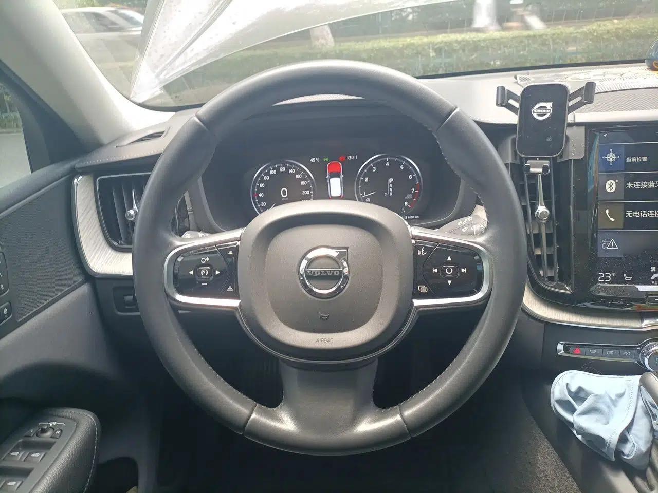 Volvo XC60 2019 T5 4x4 Smart & Dynamic Sport Edition China VI Standard — миниатюра 10