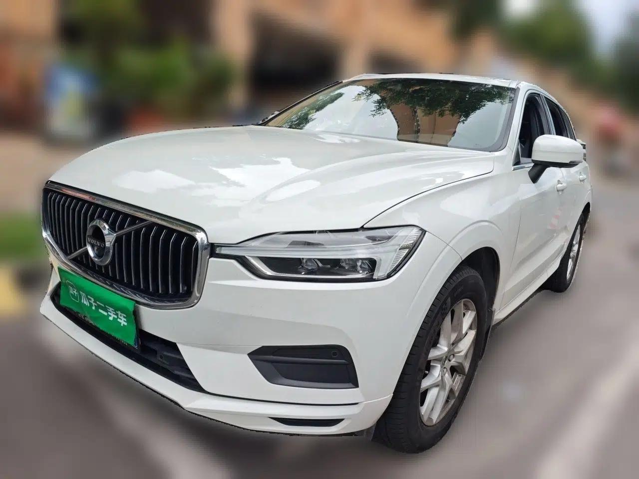 Volvo XC60 2019 T5 4x4 Smart Edition China V Standard — миниатюра 1