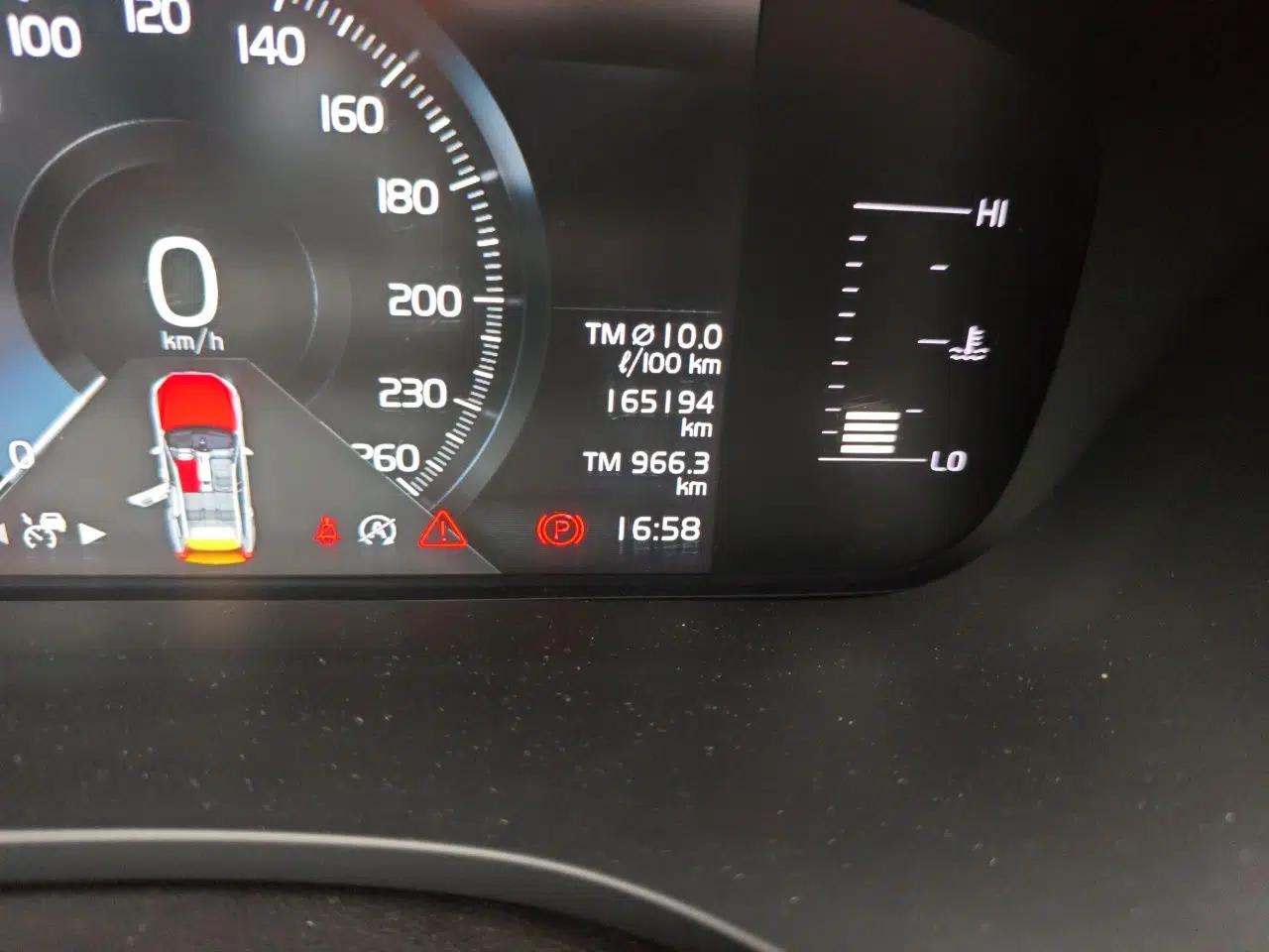 Volvo XC60 2019 T5 4x4 Smart Edition China V Standard — миниатюра 12