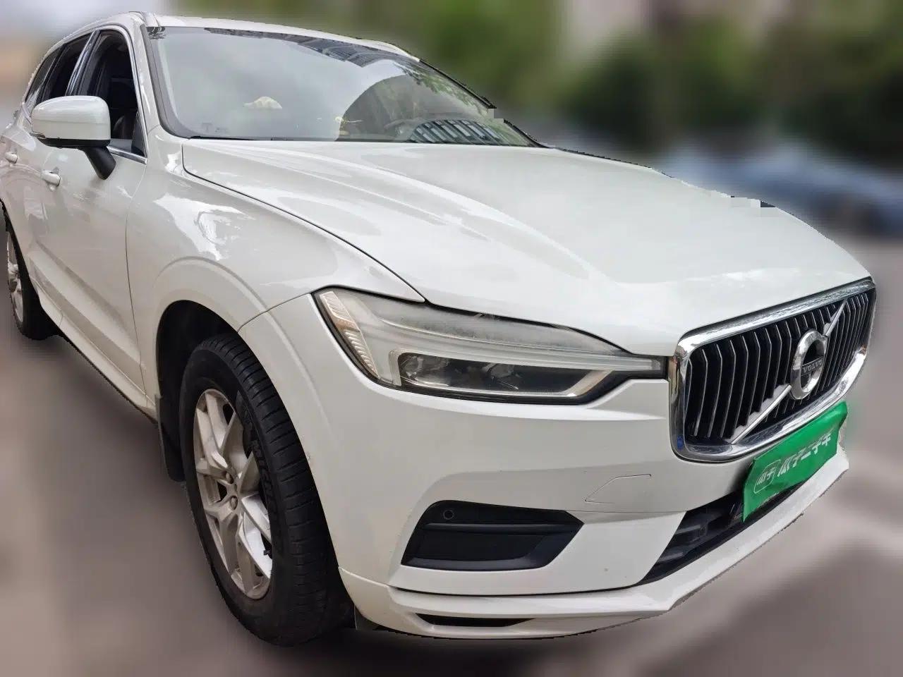 Volvo XC60 2019 T5 4x4 Smart Edition China V Standard — миниатюра 3