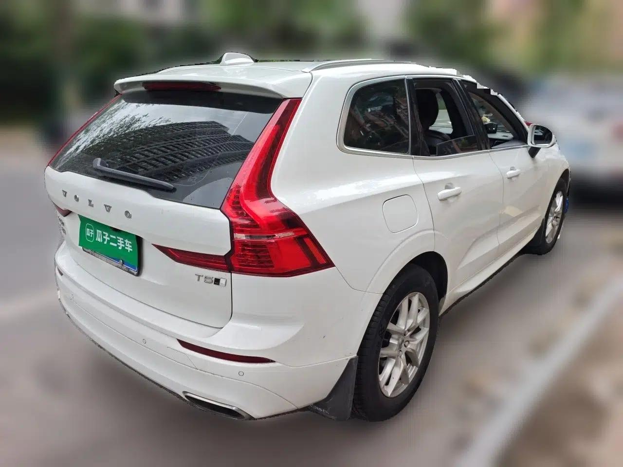 Volvo XC60 2019 T5 4x4 Smart Edition China V Standard — миниатюра 6