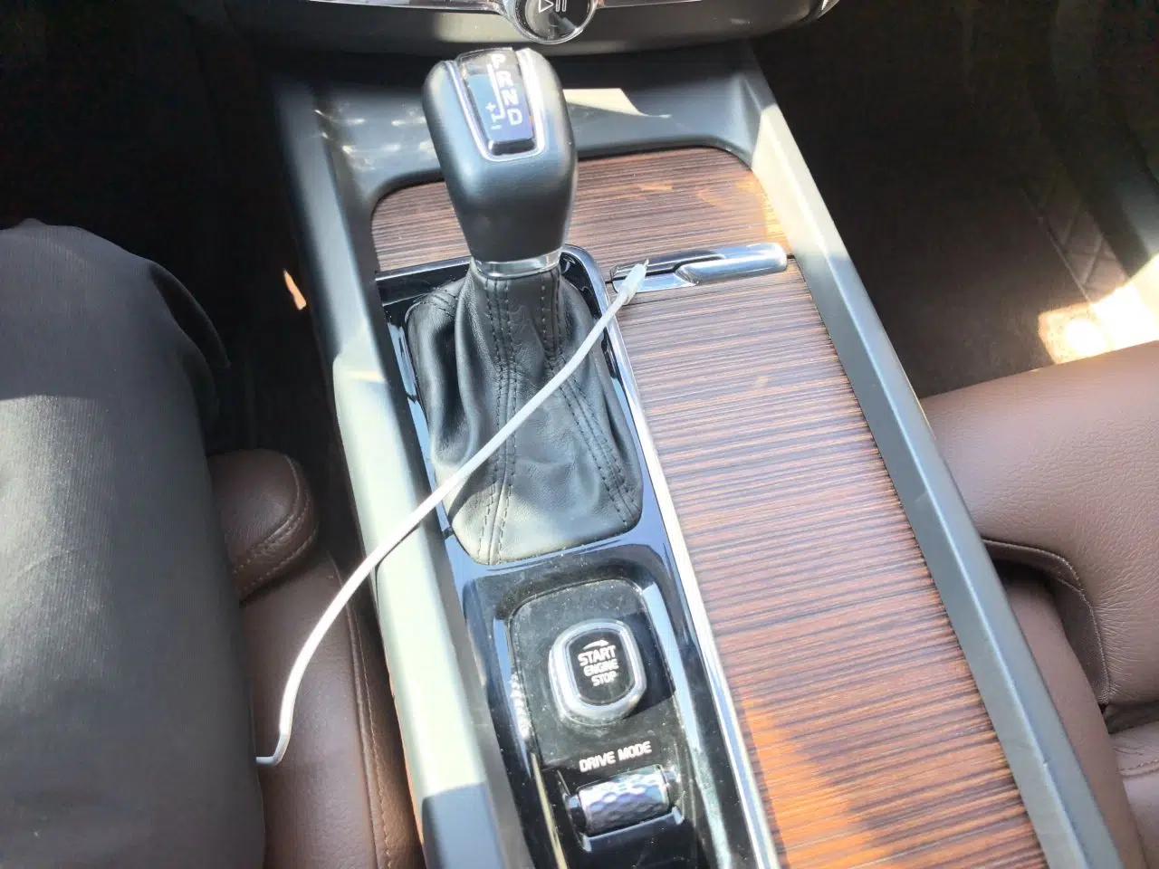 Volvo XC60 2021 T5 4x4 Smart Luxury Edition — миниатюра 14