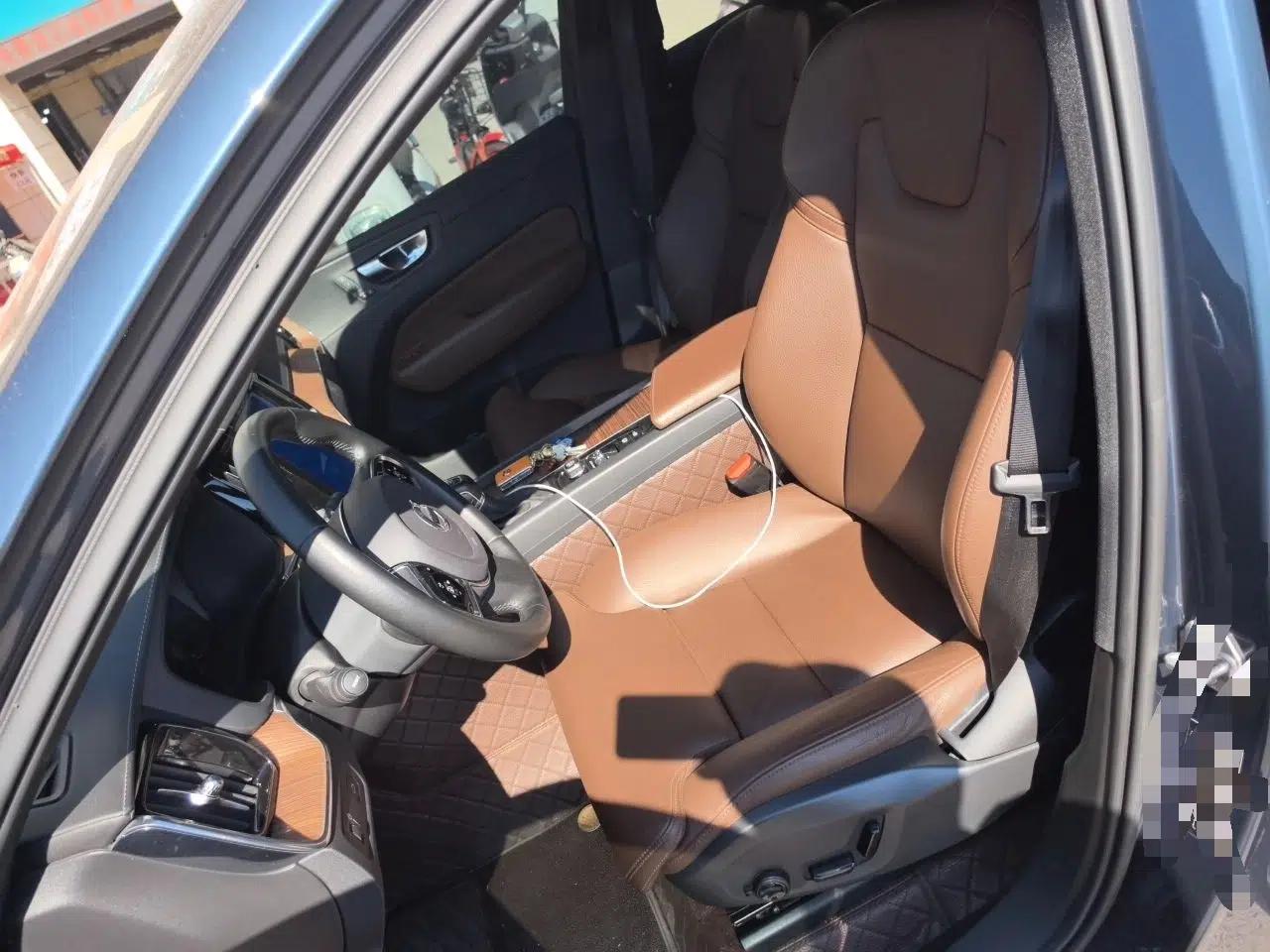 Volvo XC60 2021 T5 4x4 Smart Luxury Edition — миниатюра 15
