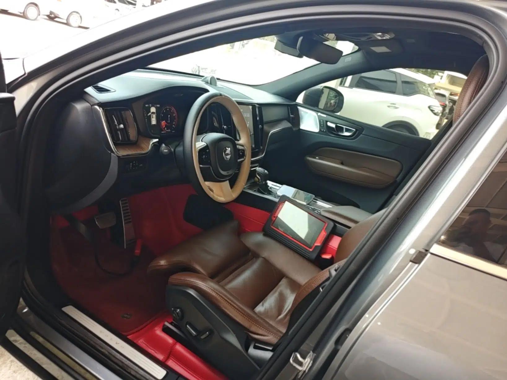 Volvo XC60 2021 T5 4x4 Smart Luxury Edition — миниатюра 17