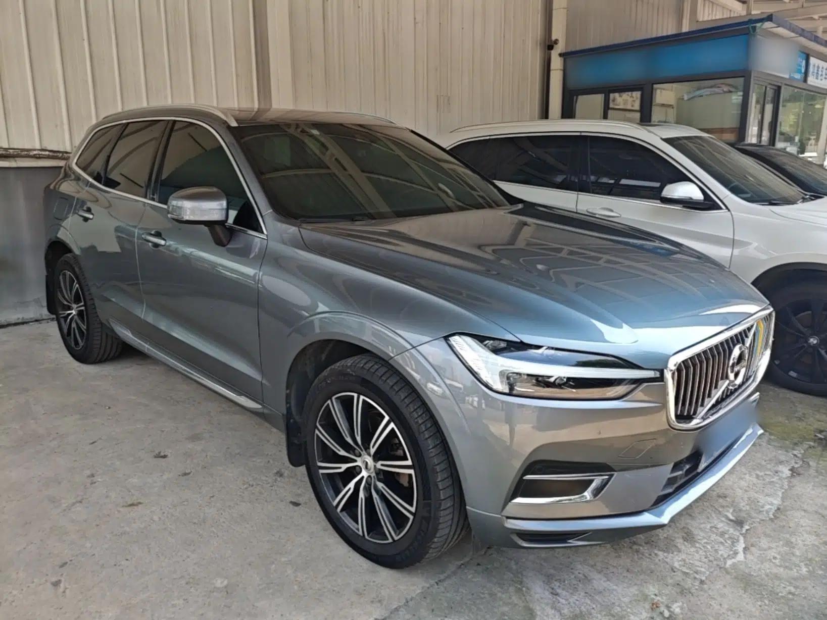 Volvo XC60 2021 T5 4x4 Smart Luxury Edition — миниатюра 3