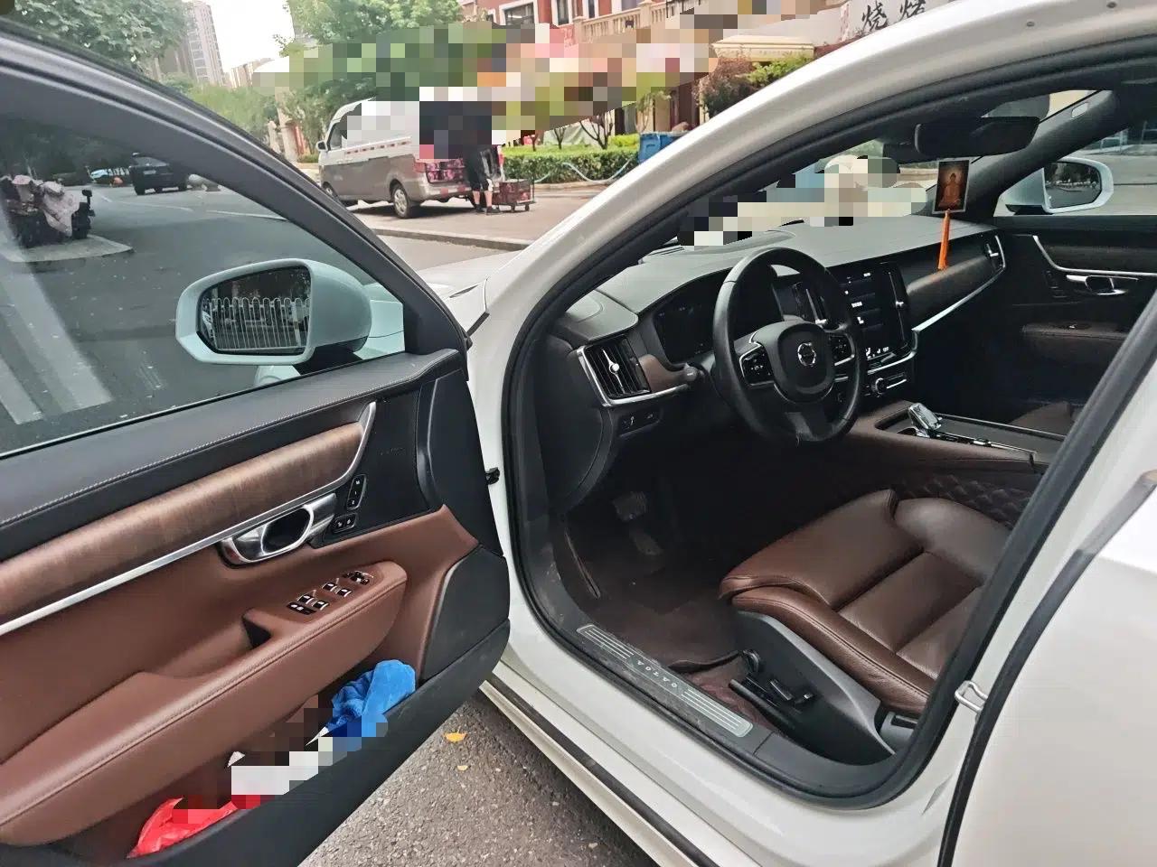 Volvo S90 2021 B5 Zhiyuan Luxury Edition — миниатюра 16