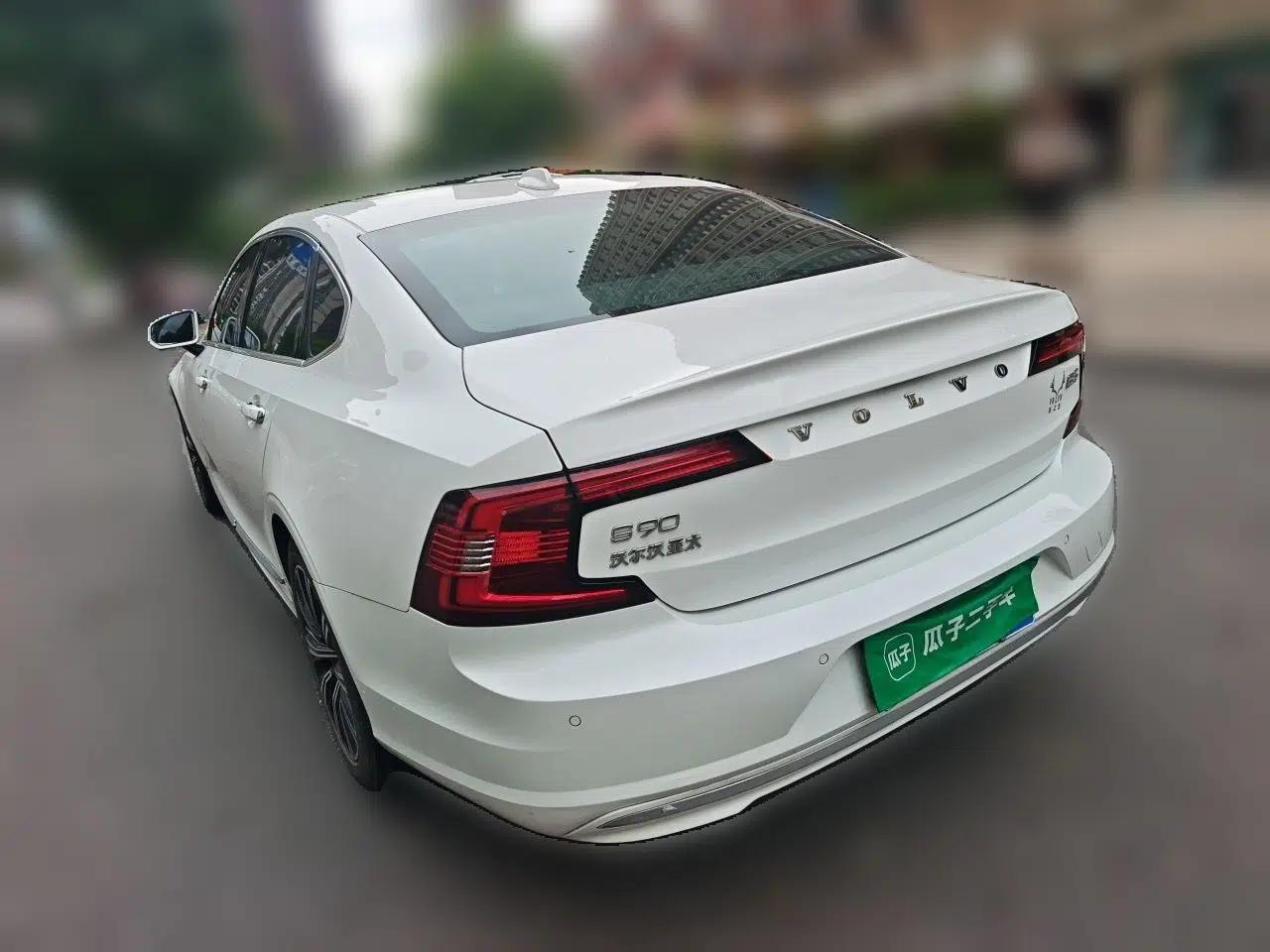 Volvo S90 2021 B5 Zhiyuan Luxury Edition — миниатюра 4