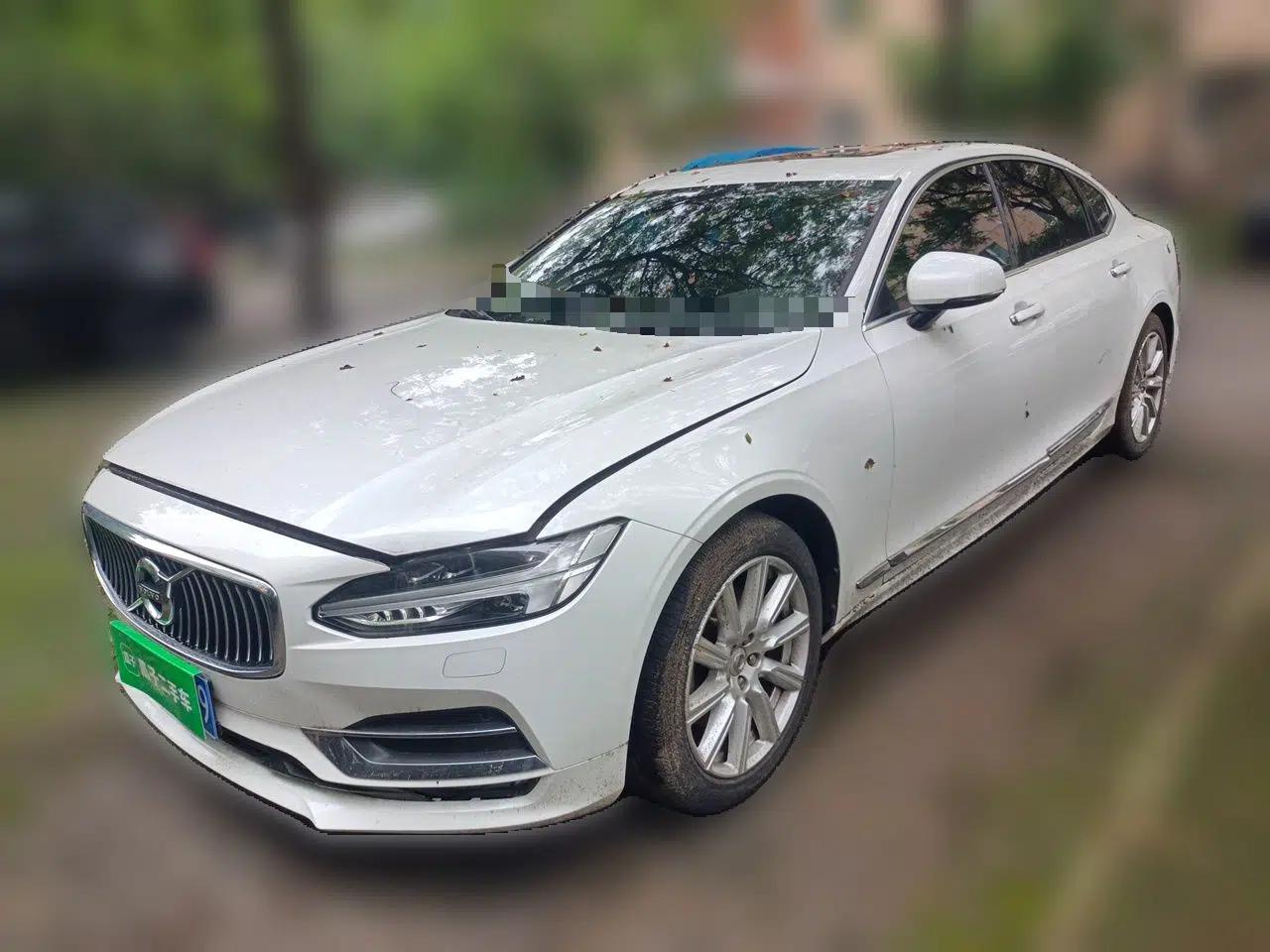 Volvo S90 2020 T5 Zhiyuan Luxury Edition — миниатюра 1