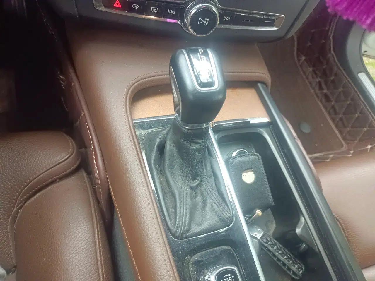 Volvo S90 2020 T5 Zhiyuan Luxury Edition — миниатюра 14