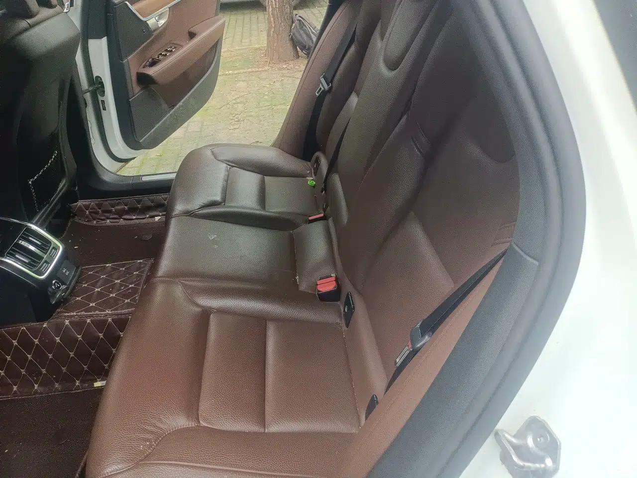 Volvo S90 2020 T5 Zhiyuan Luxury Edition — миниатюра 17