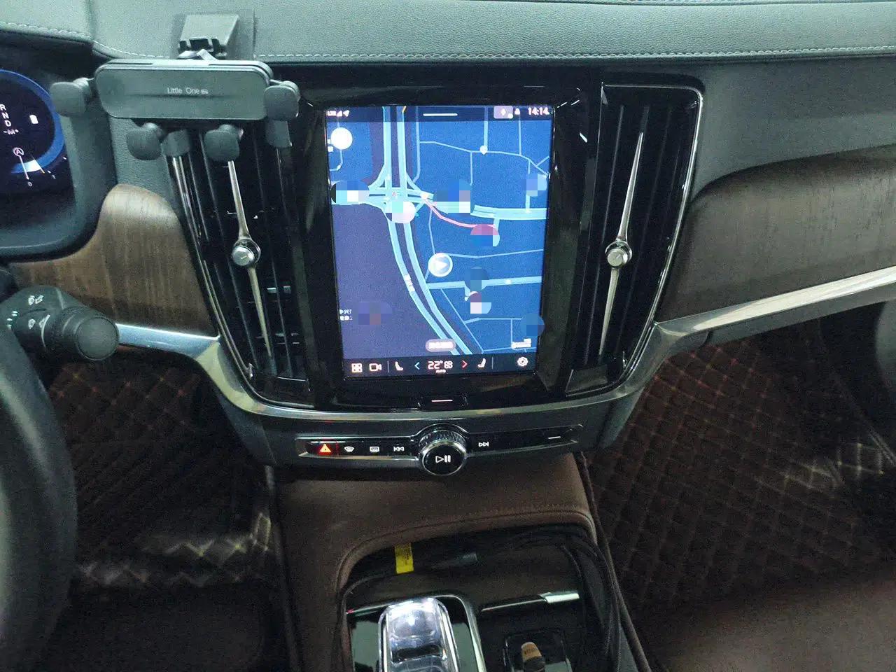 Volvo S90 2022 B5 Zhiyuan Luxury Edition — миниатюра 13