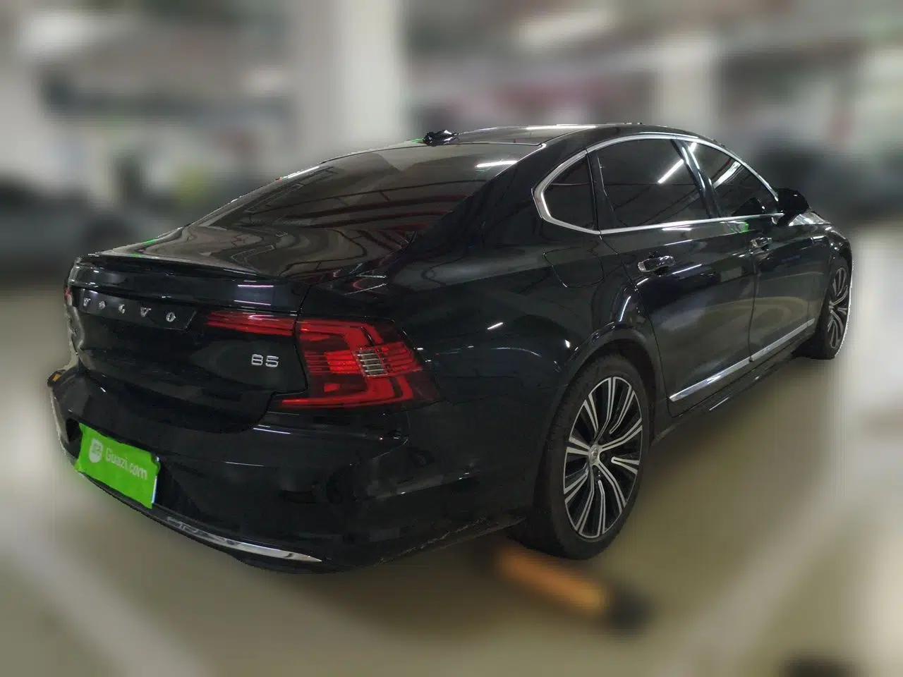 Volvo S90 2022 B5 Zhiyuan Luxury Edition — миниатюра 6