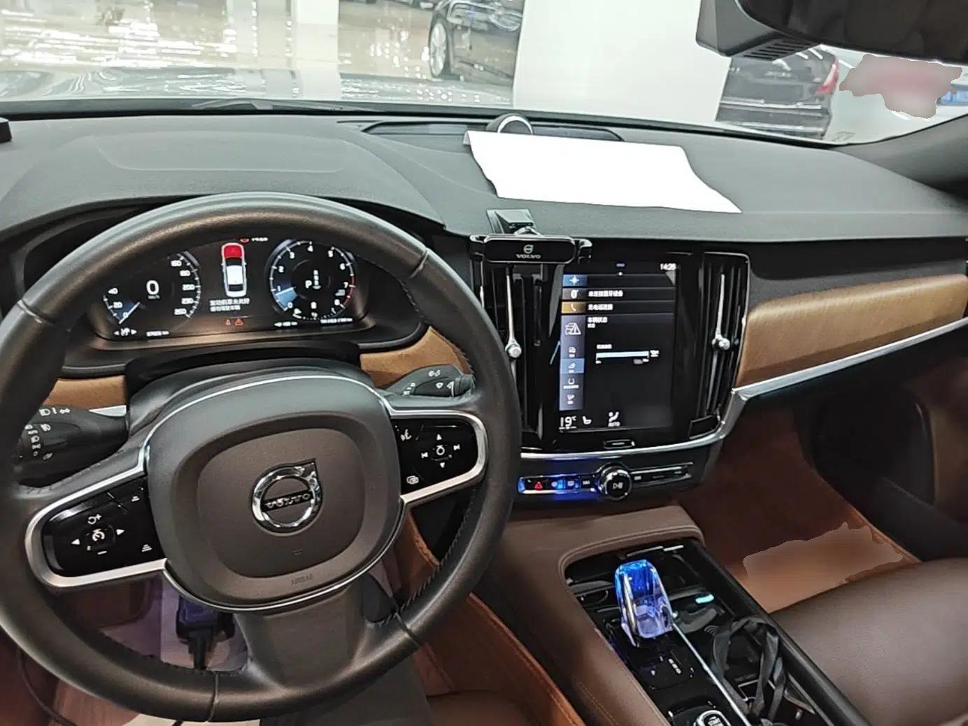 Volvo S90 2021 B5 Zhiyi Luxury Edition — миниатюра 12