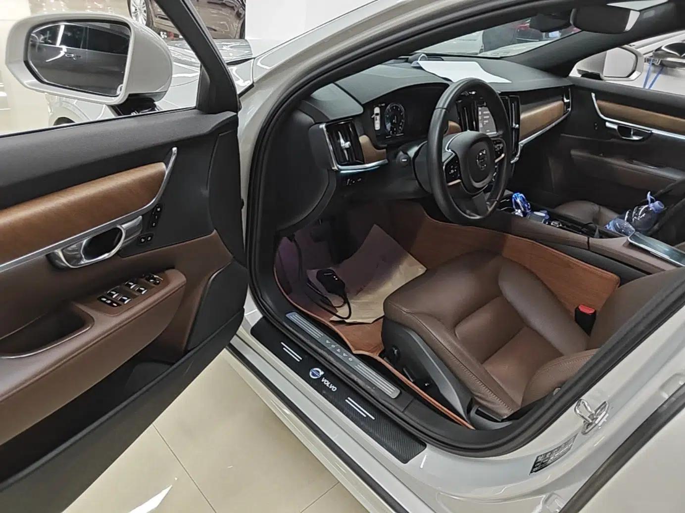 Volvo S90 2021 B5 Zhiyi Luxury Edition — миниатюра 18