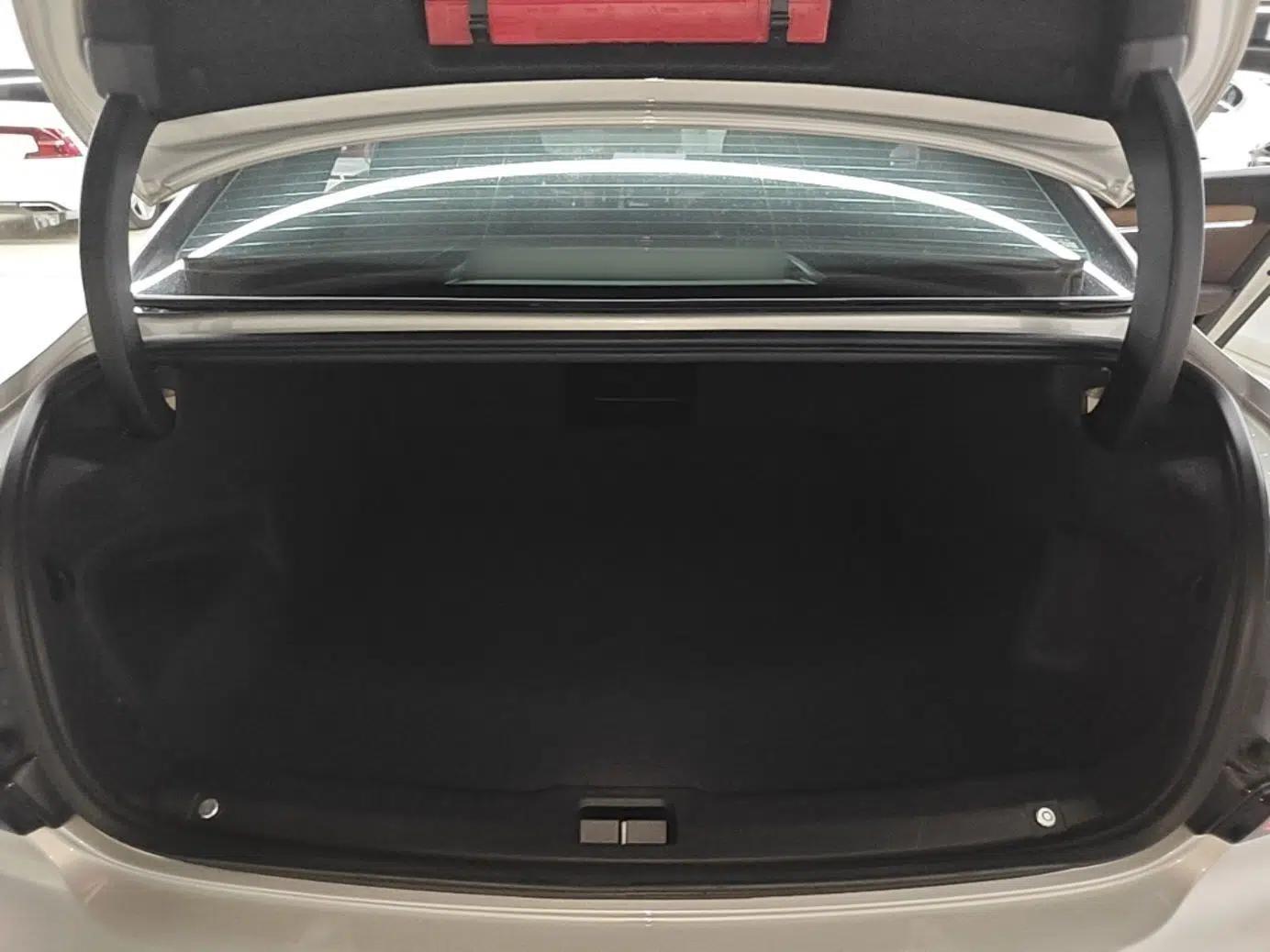 Volvo S90 2021 B5 Zhiyi Luxury Edition — миниатюра 22