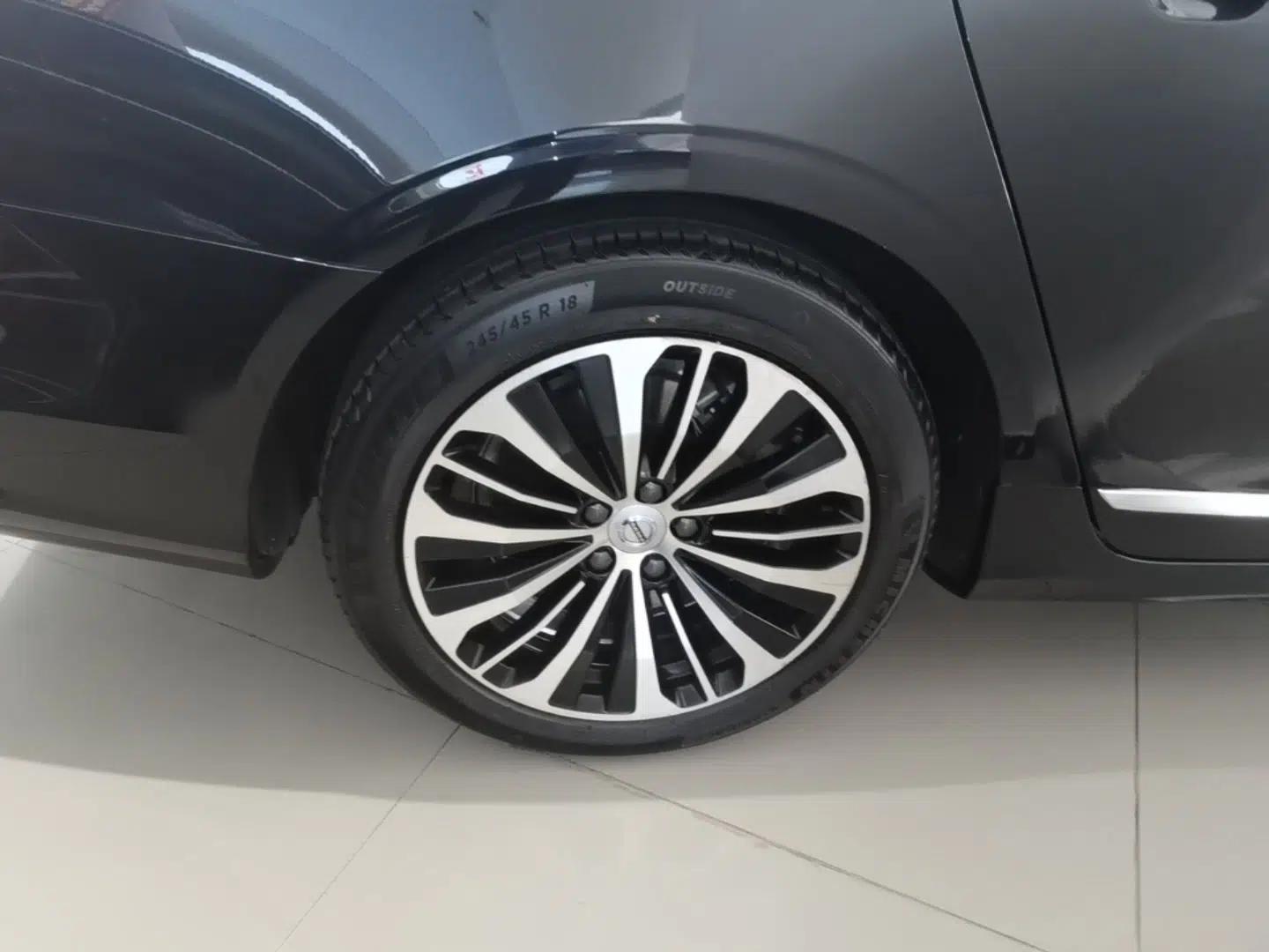Volvo S90 2024 B5 Zhiyi Luxury Edition — миниатюра 11
