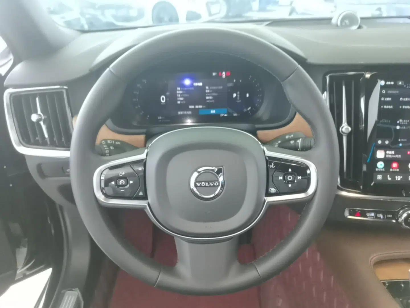 Volvo S90 2024 B5 Zhiyi Luxury Edition — миниатюра 13