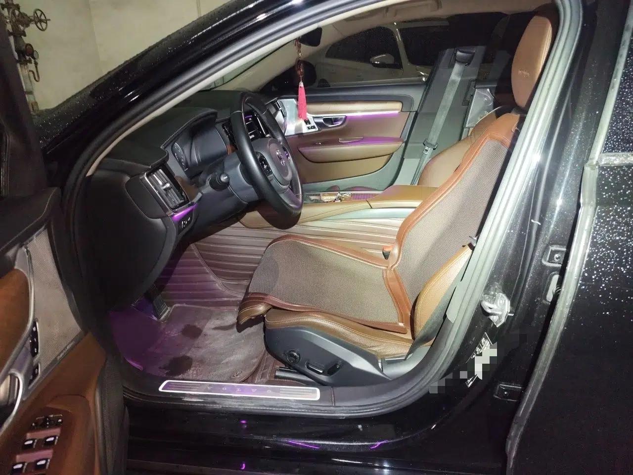 Volvo S90 2020 T5 Zhiyuan Luxury Edition — миниатюра 17