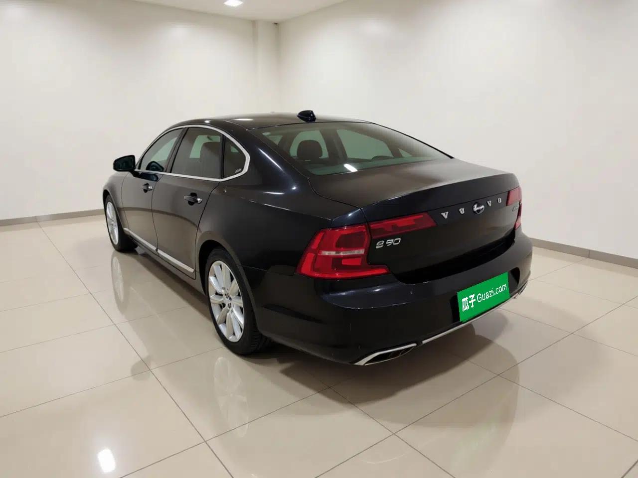 Volvo S90 2020 T5 Zhiyuan Luxury Edition — миниатюра 3