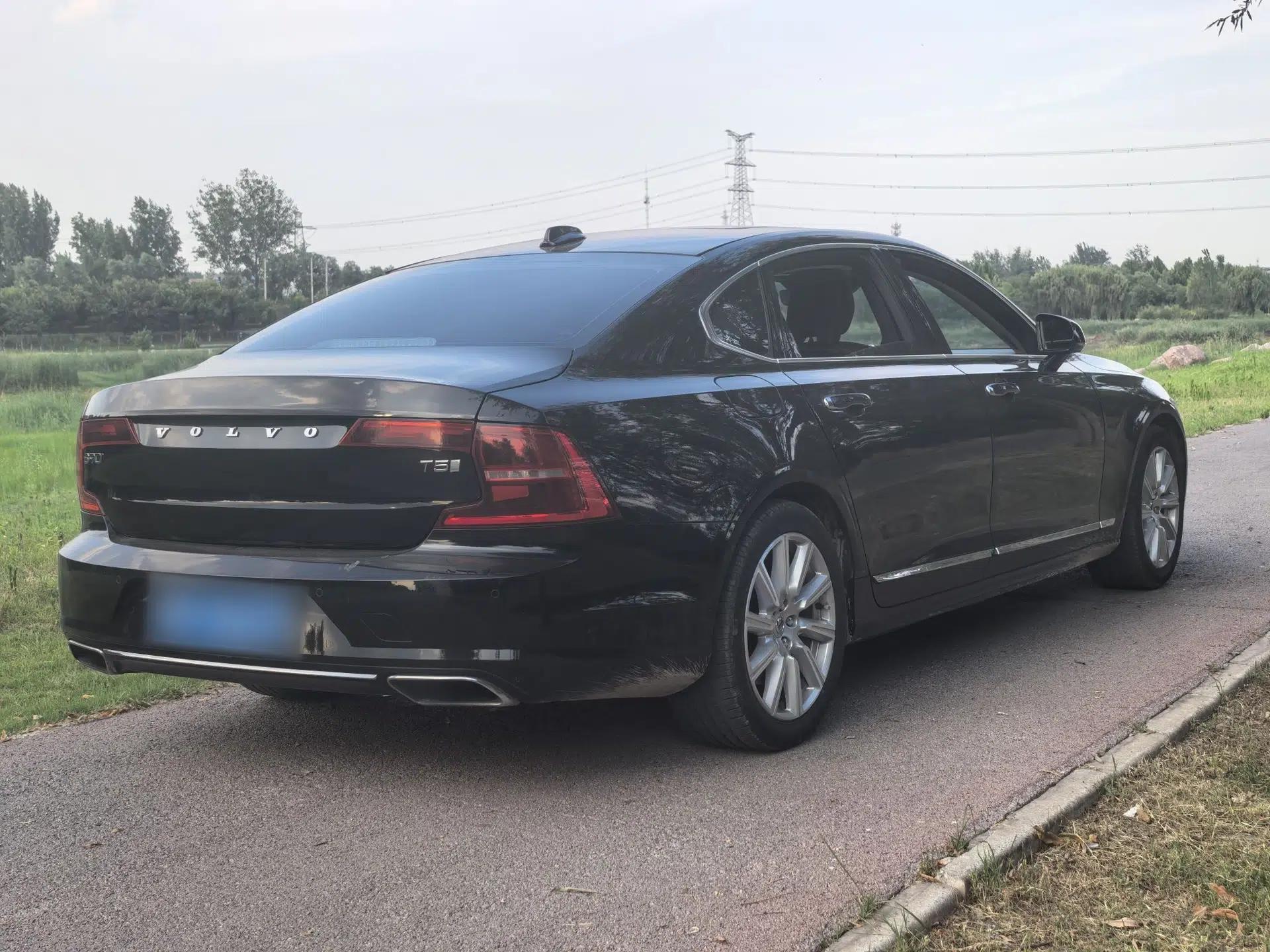 Volvo S90 2020 T5 Zhiyuan Luxury Edition — миниатюра 9