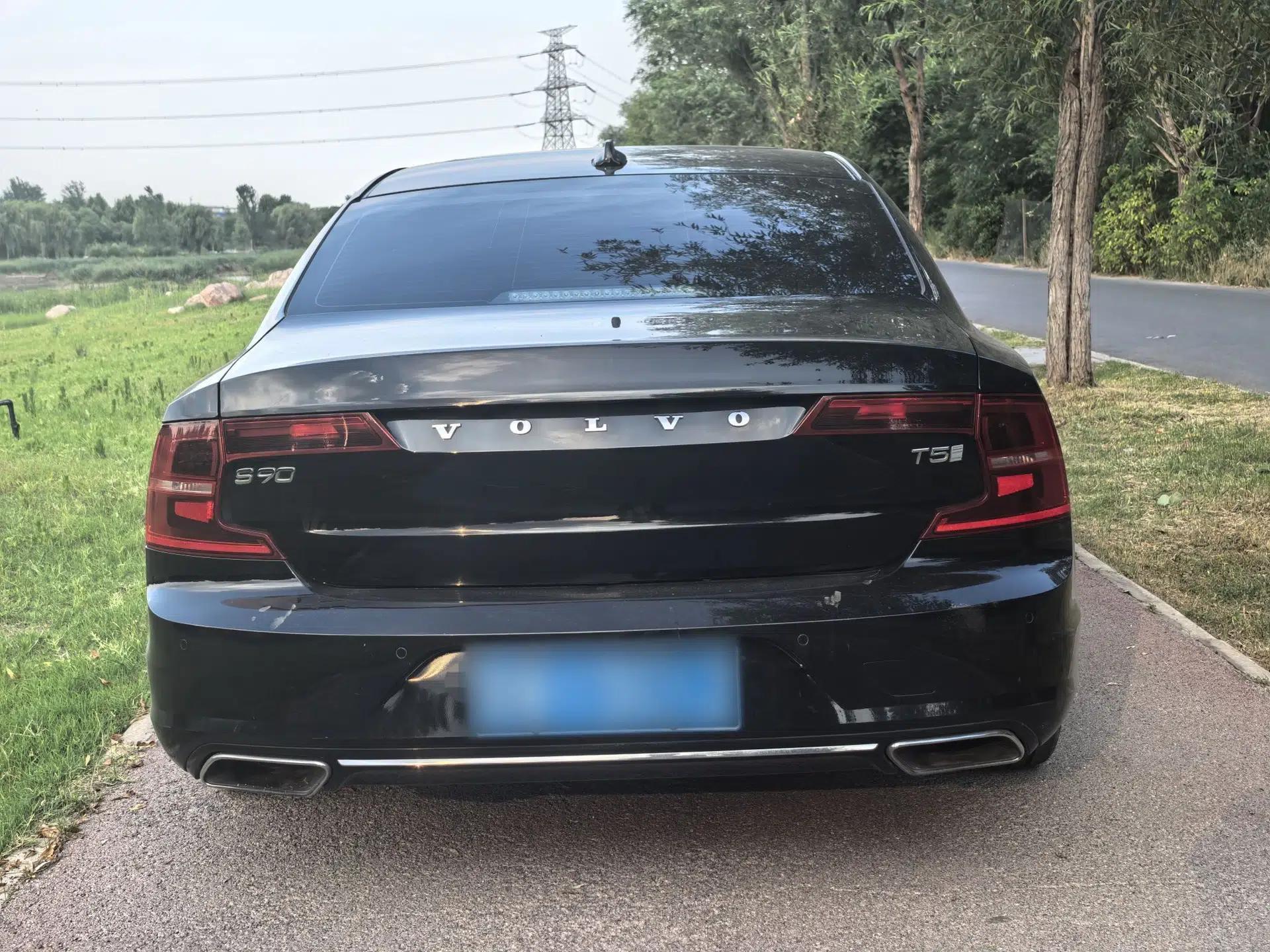 Volvo S90 2020 T5 Zhiyuan Luxury Edition — миниатюра 10
