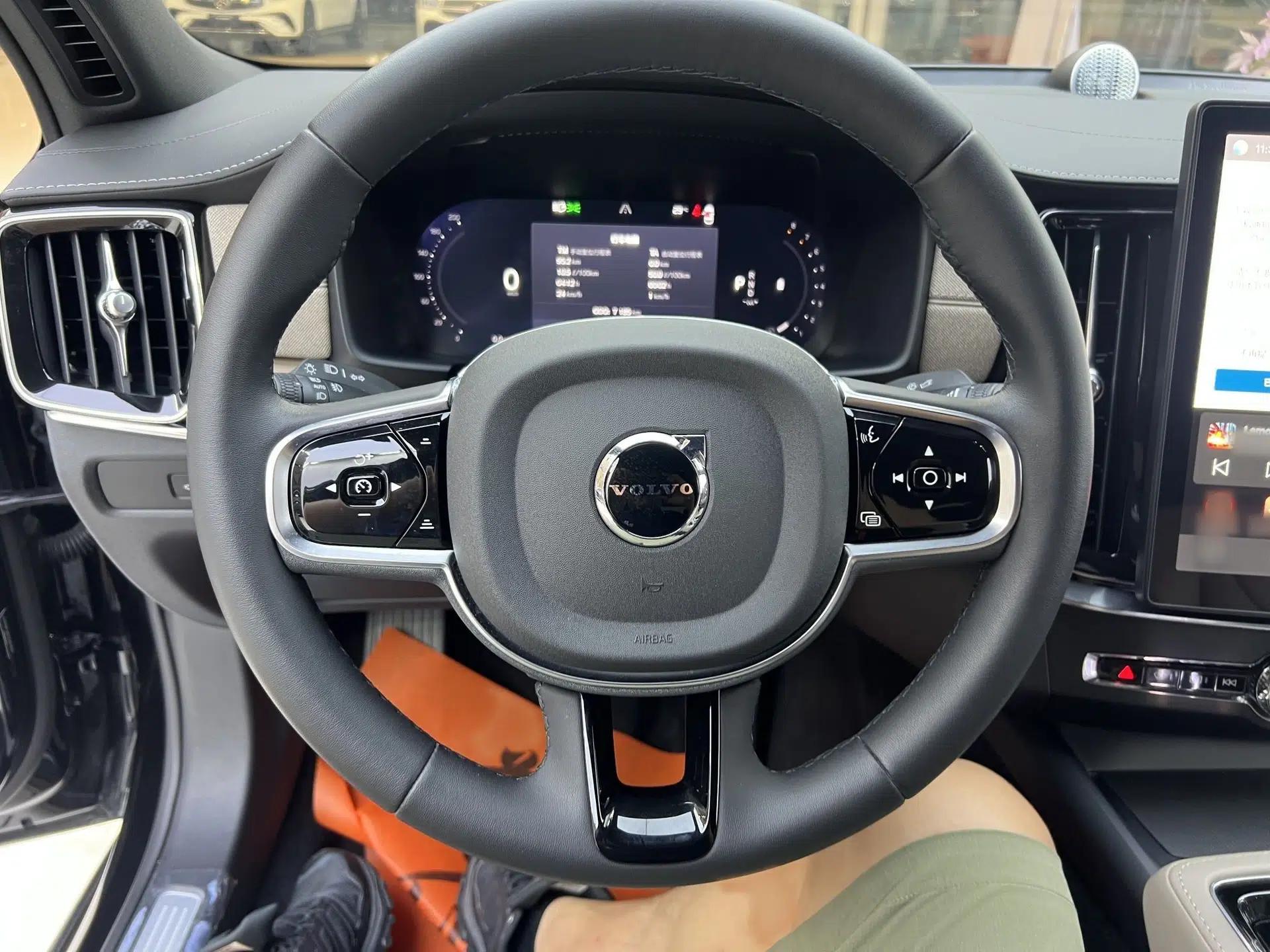 Volvo S90 2026 B5 Zhiya Luxury Edition — миниатюра 11