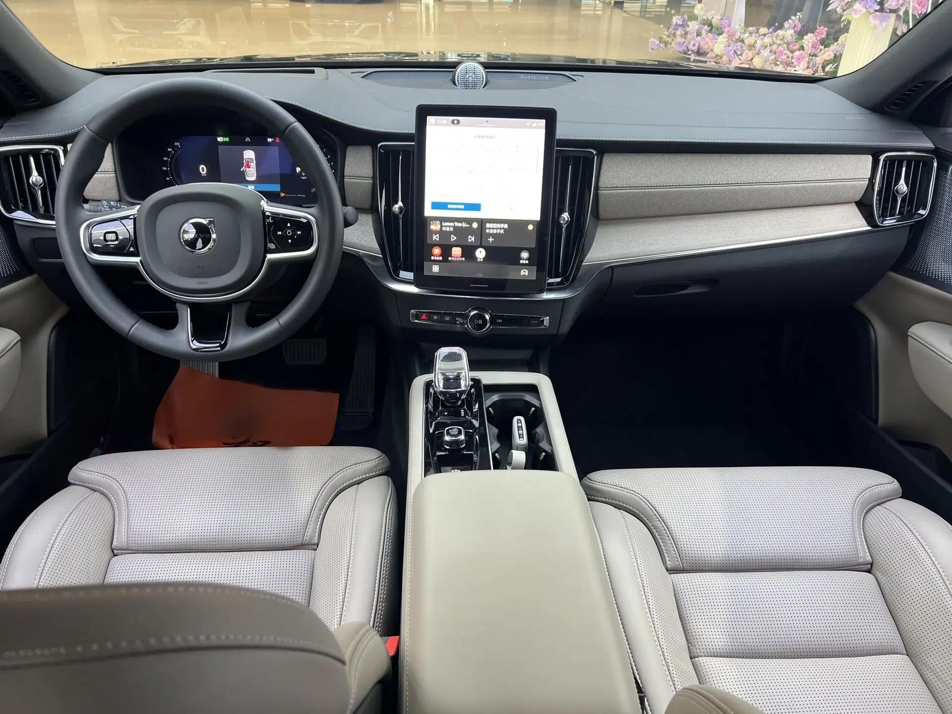Volvo S90 2026 B5 Zhiya Luxury Edition — миниатюра 10