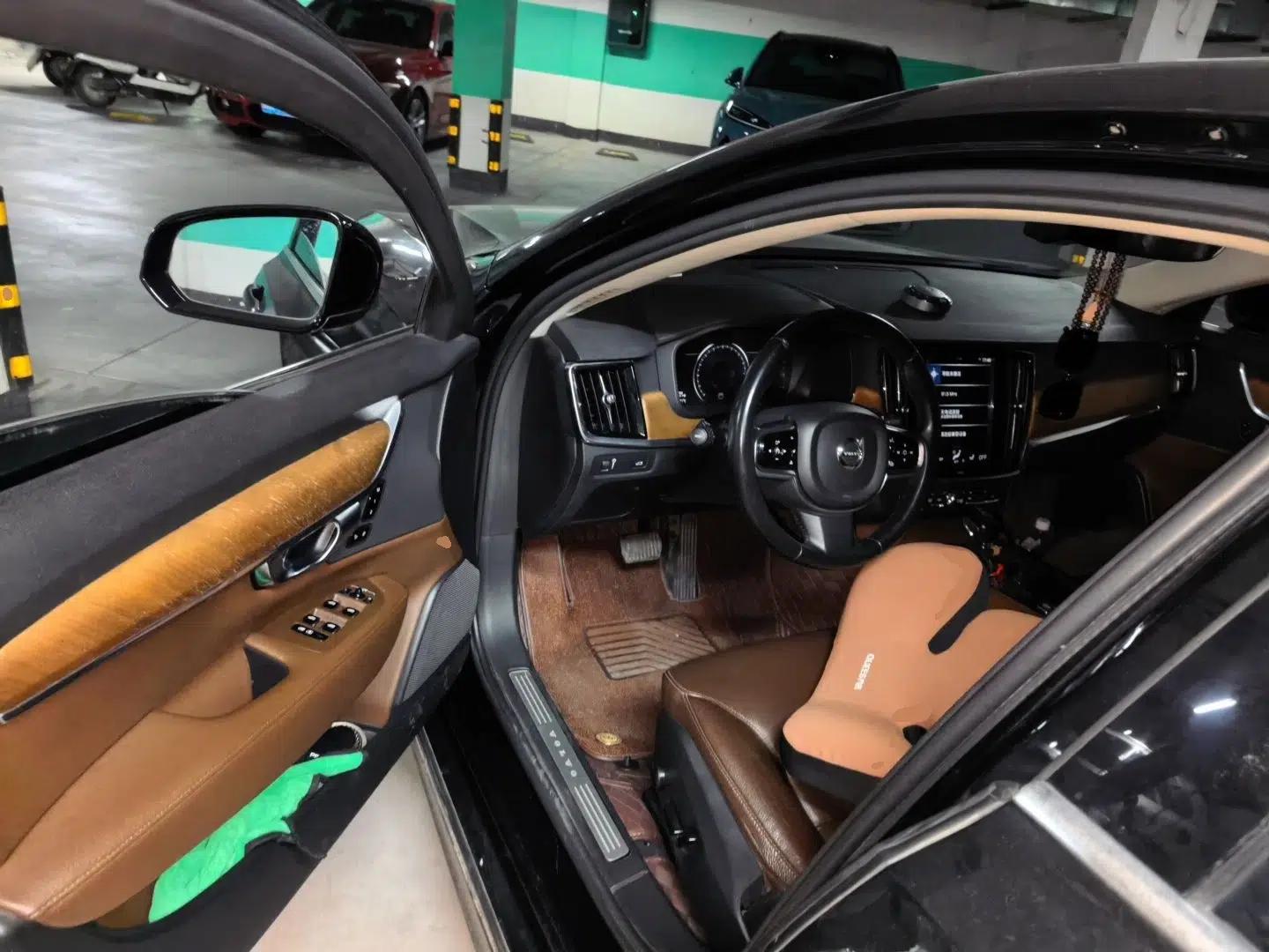 Volvo S90 2019 T5 Zhiyi Edition — миниатюра 16
