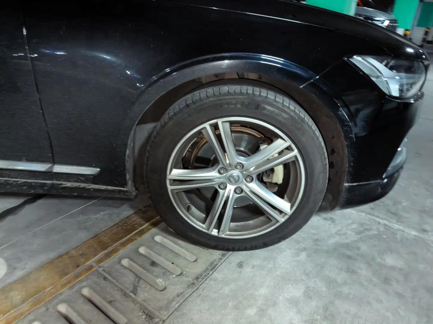 Volvo S90 2019 T5 Zhiyi Edition — миниатюра 8