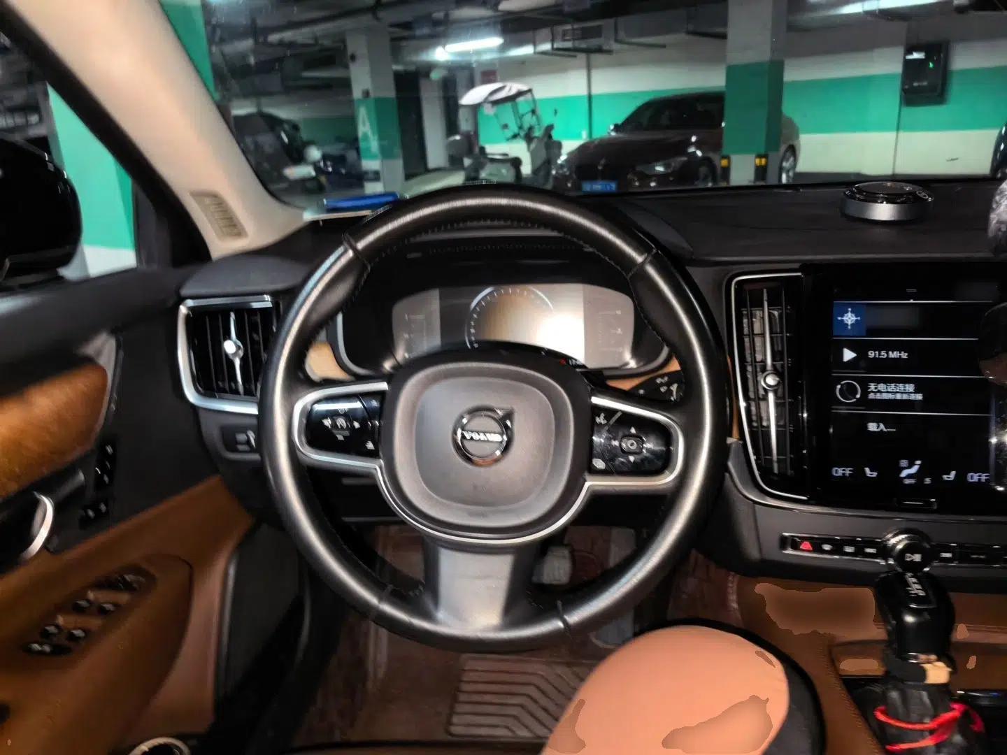 Volvo S90 2019 T5 Zhiyi Edition — миниатюра 10