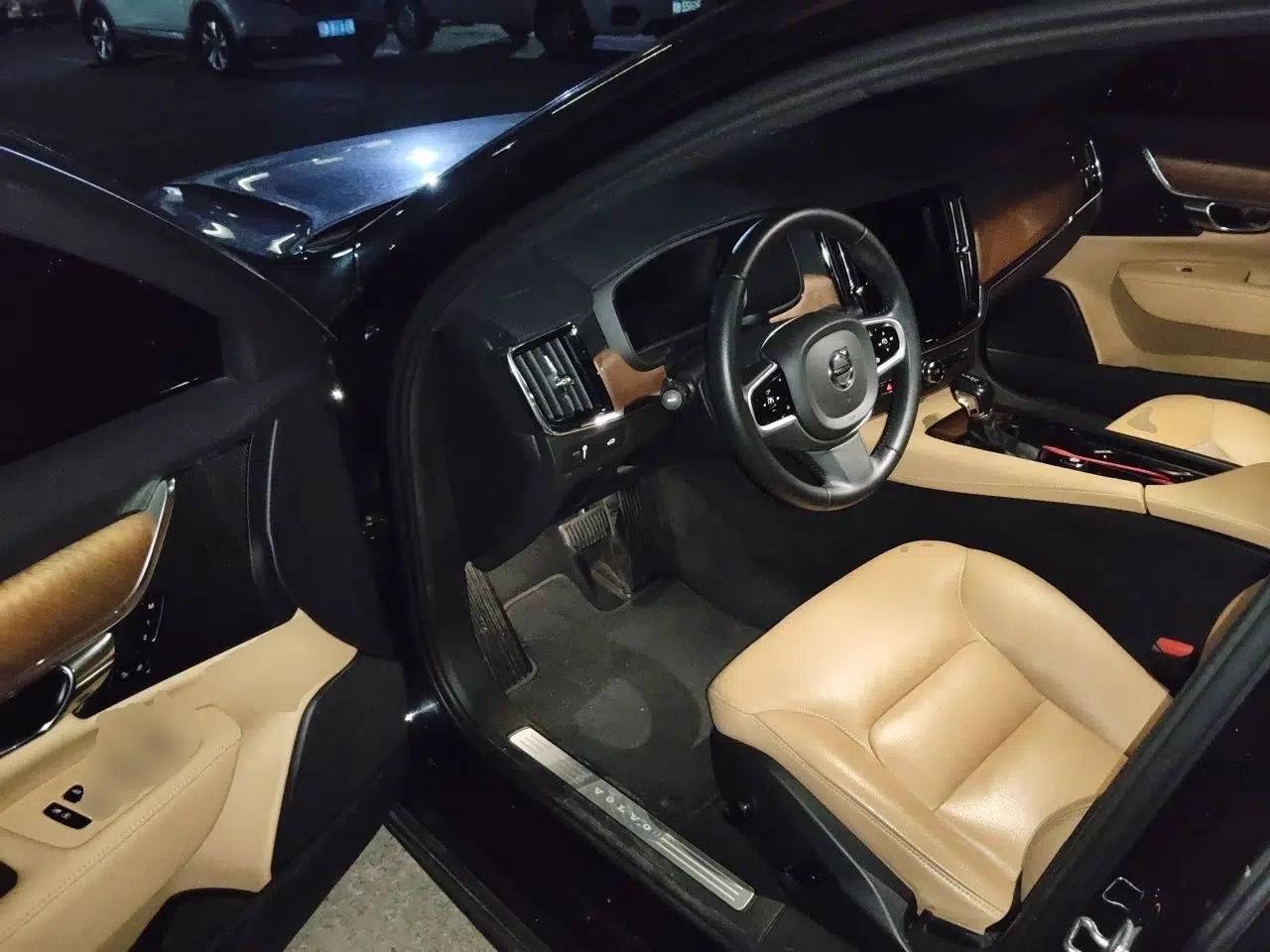 Volvo S90 2019 T5 Zhiyuan Edition — миниатюра 16