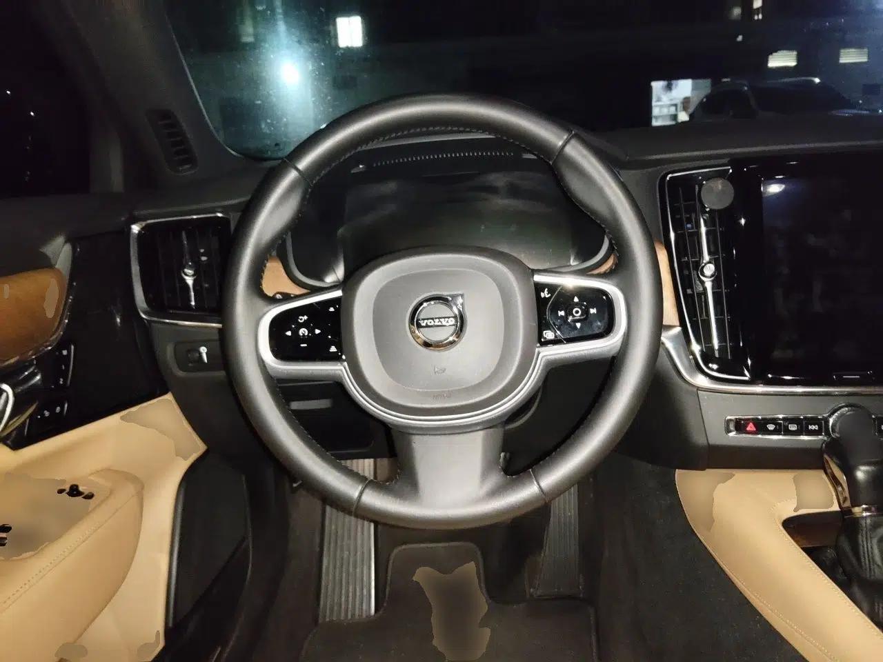 Volvo S90 2019 T5 Zhiyuan Edition — миниатюра 10