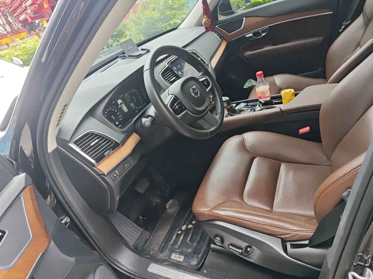 Volvo XC90 2019 T6 Zhiyi Edition 7-Seater China V Emission Standard — миниатюра 15