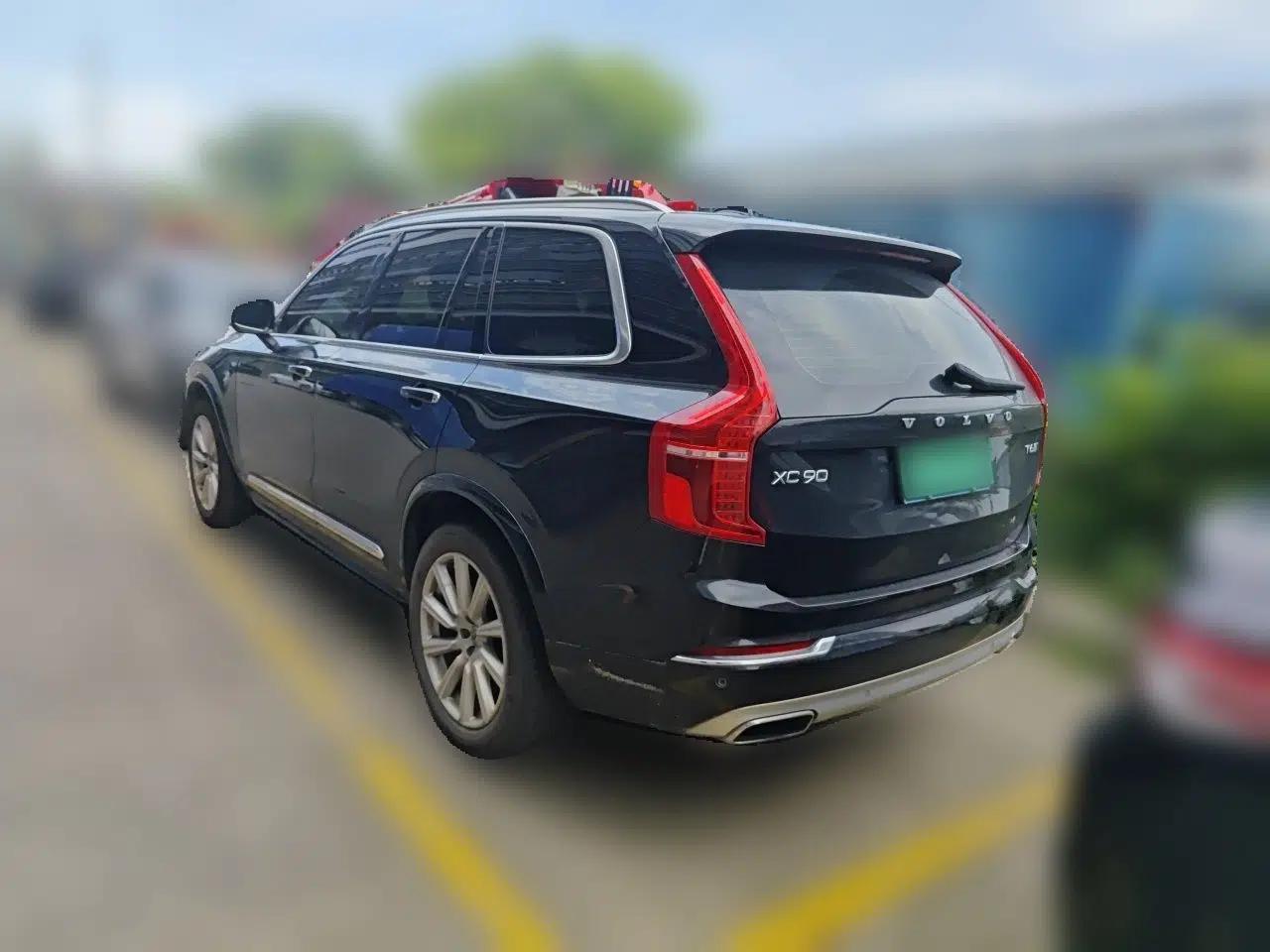 Volvo XC90 2019 T6 Zhiyi Edition 7-Seater China V Emission Standard — миниатюра 4