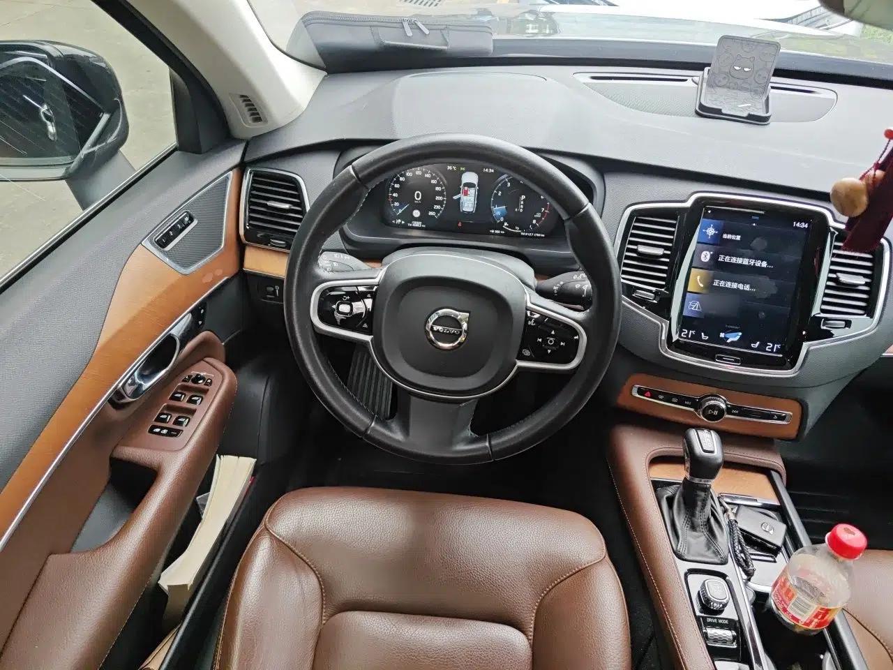 Volvo XC90 2019 T6 Zhiyi Edition 7-Seater China V Emission Standard — миниатюра 10