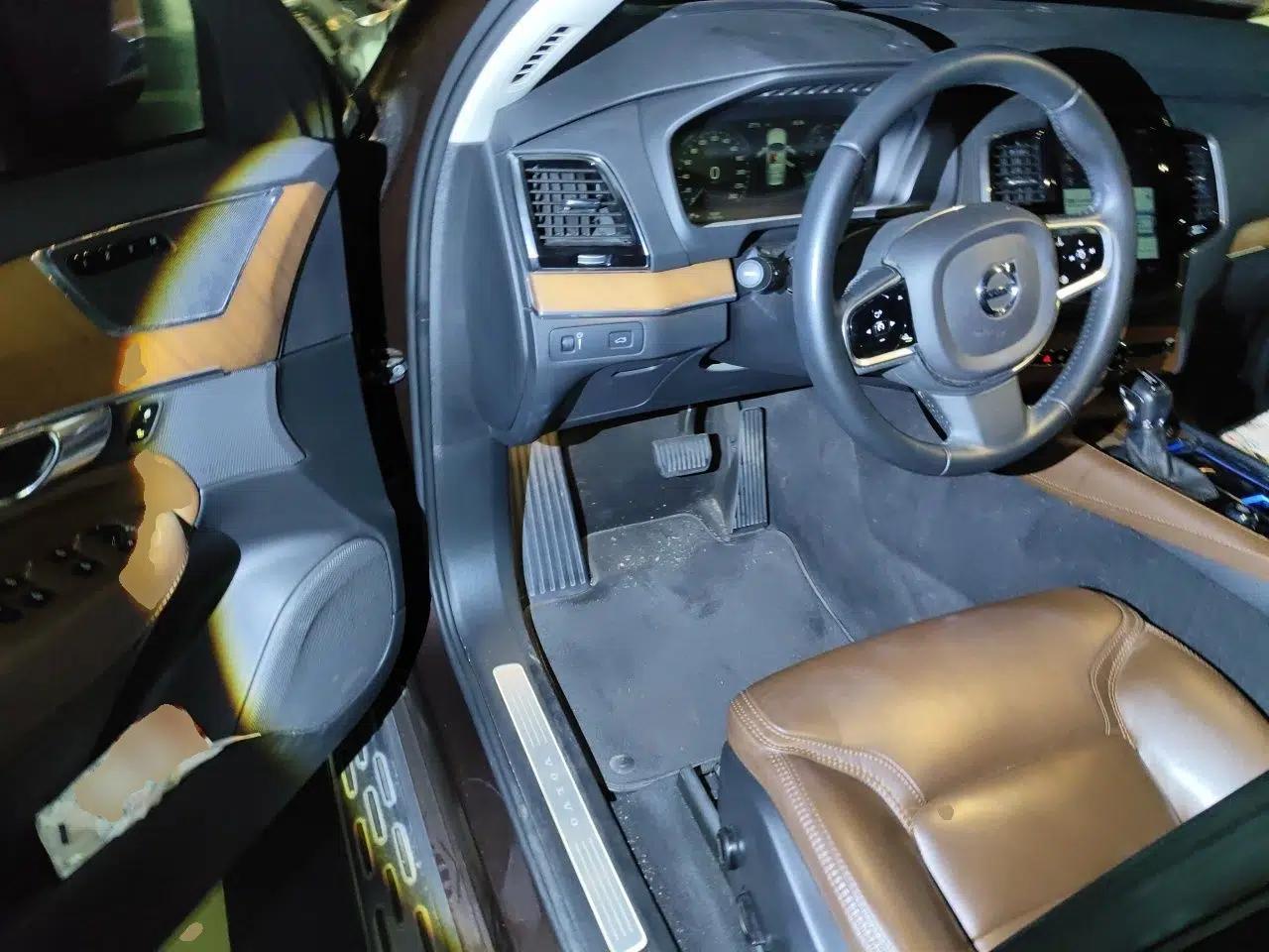 Volvo XC90 2018 T6 Zhiya Edition 7-seater — миниатюра 16