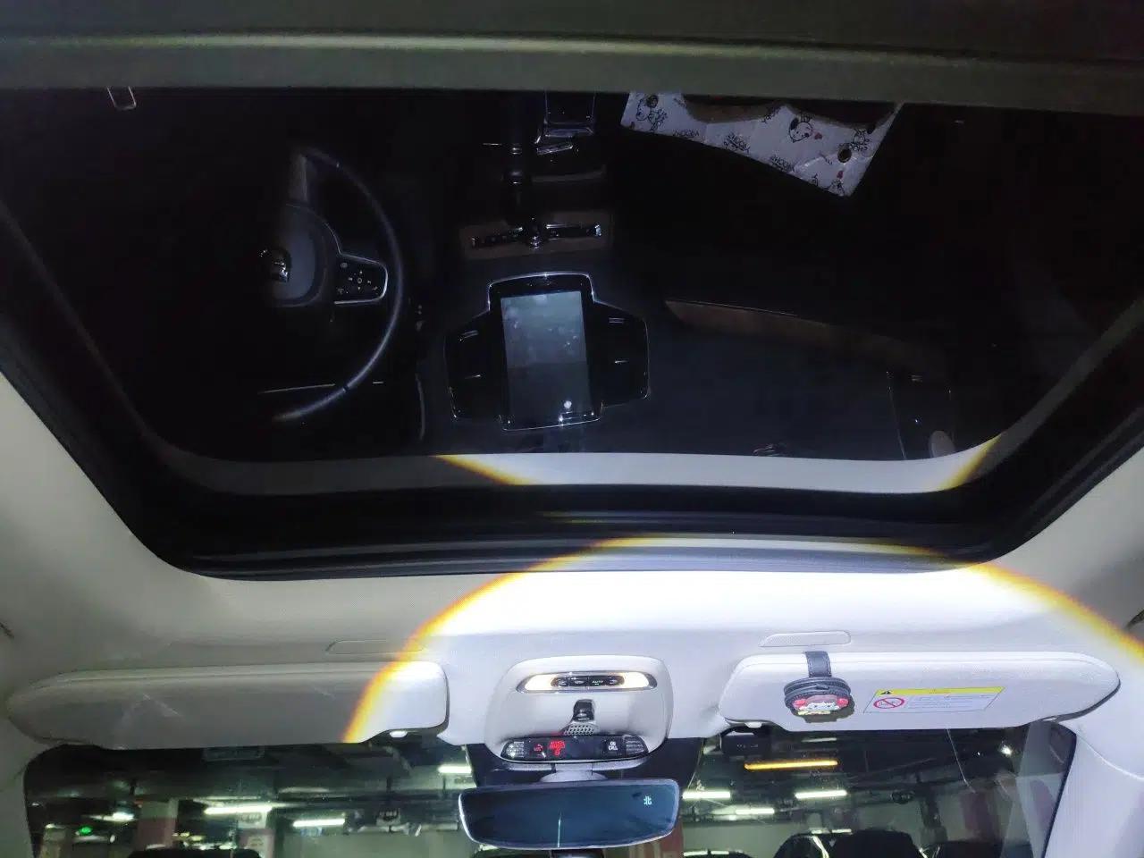 Volvo XC90 2018 T6 Zhiya Edition 7-seater — миниатюра 18