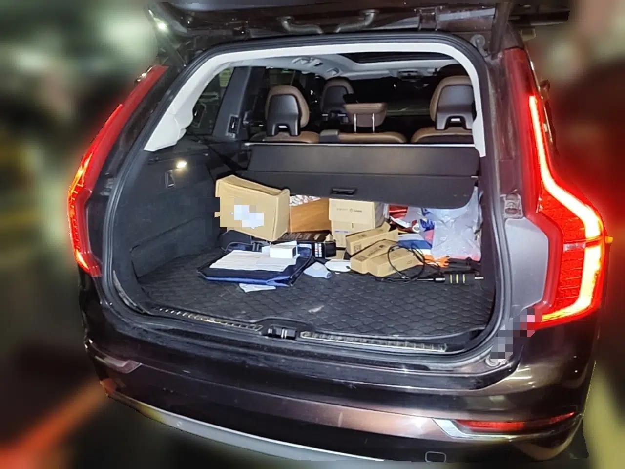 Volvo XC90 2018 T6 Zhiya Edition 7-seater — миниатюра 19