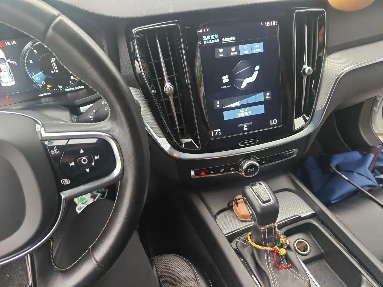 Volvo S60 2021 T4 Zhiyuan Sport Edition — миниатюра 13