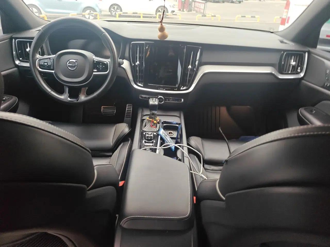 Volvo S60 2021 T4 Zhiyuan Sport Edition — миниатюра 9