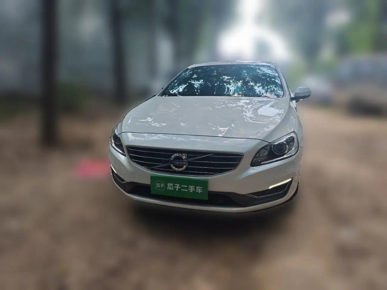 Volvo S60 2017 S60L T4 Smart Range Edition — миниатюра 2
