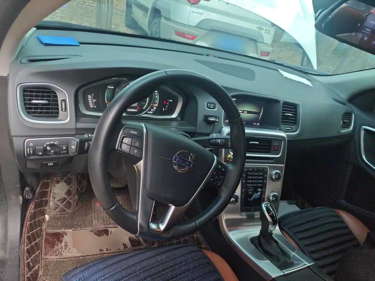 Volvo S60 2017 S60L T4 Smart Range Edition — миниатюра 9