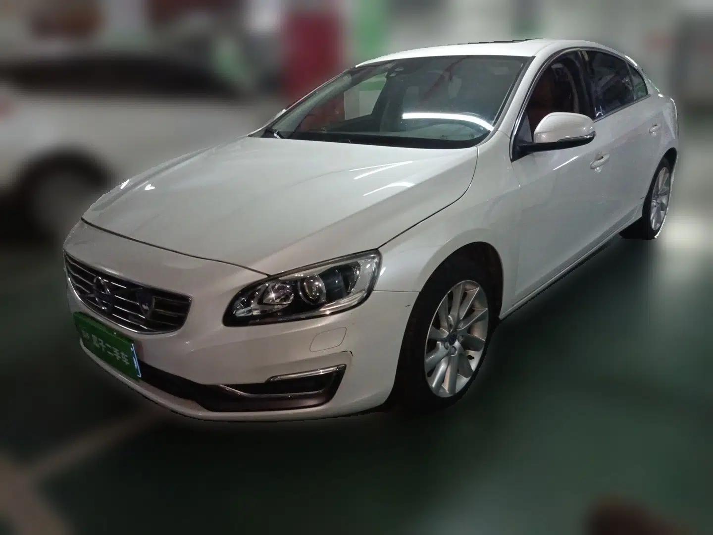 Volvo S60 2017 S60L T4 Smart Range Edition — миниатюра 1