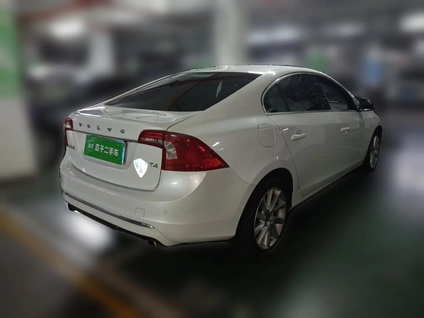 Volvo S60 2017 S60L T4 Smart Range Edition — миниатюра 6