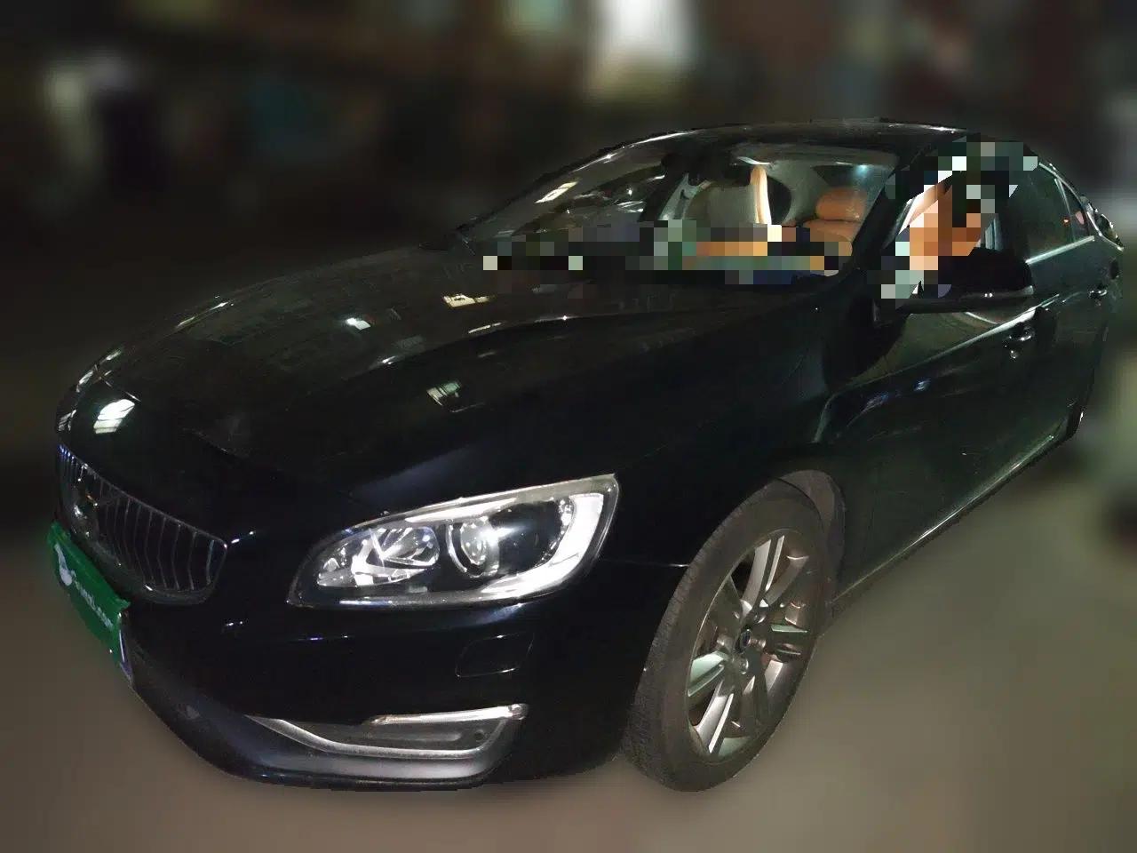 Volvo S60 2014 S60L 2.0T Zhiyuan Edition — миниатюра 1